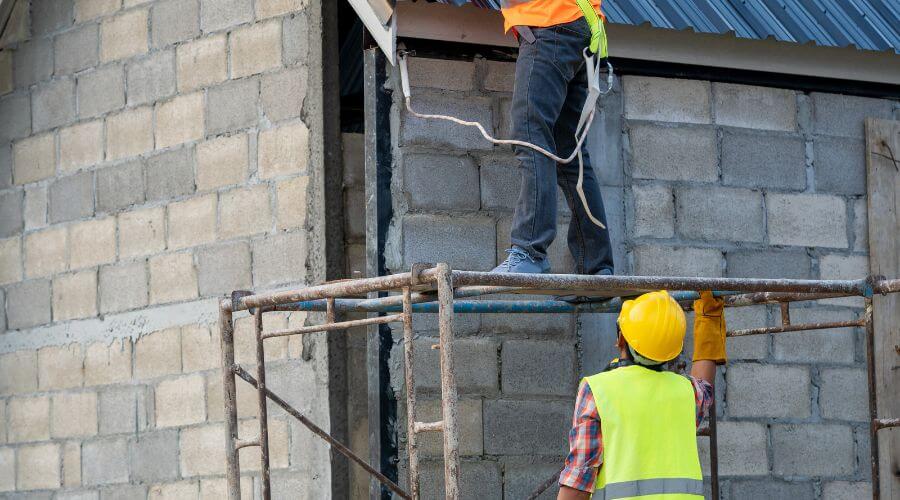 Professional residential roofers in Williamsville, IL